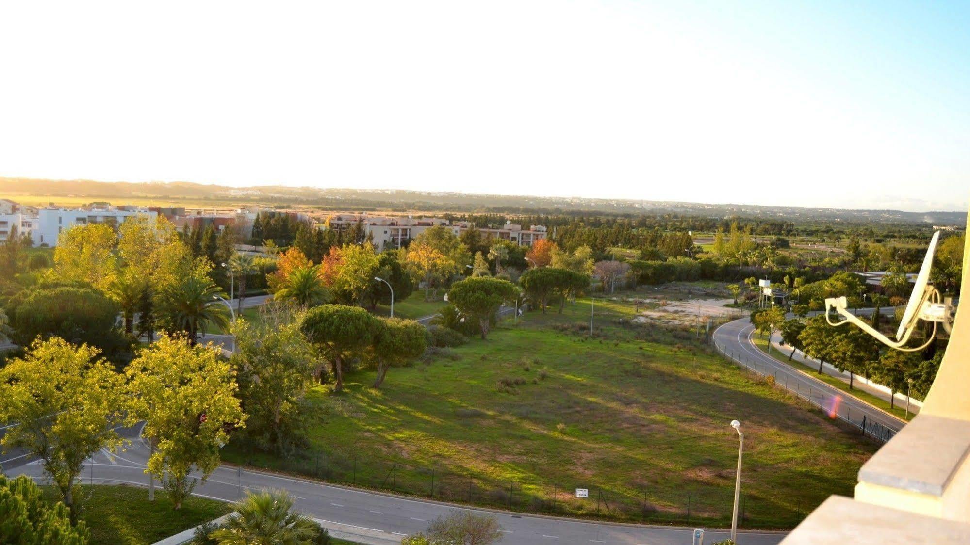 Parque Das Amendoeiras Виламура Екстериор снимка